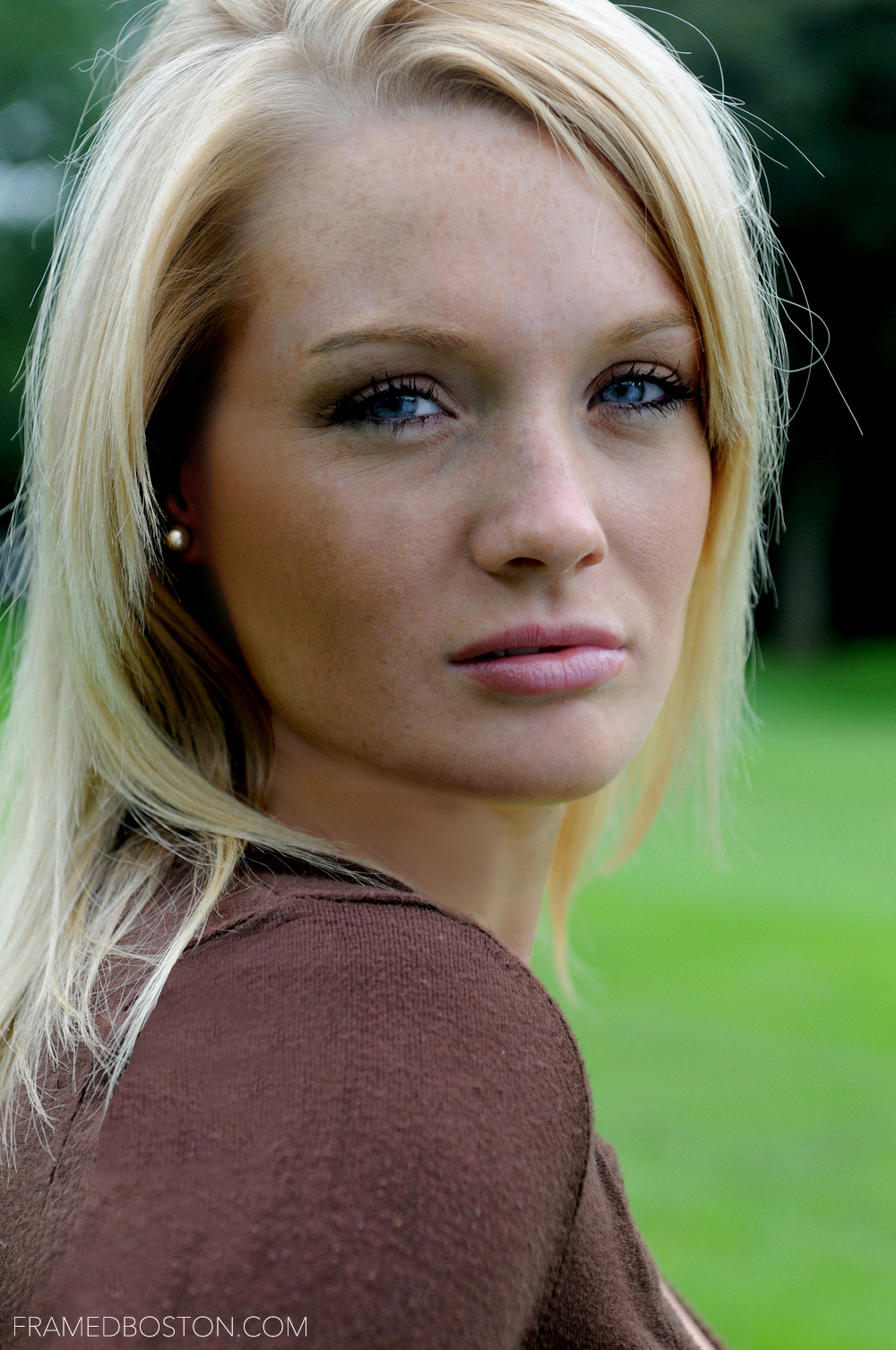 SRed Brown Sweater 2 MOB - Image 2