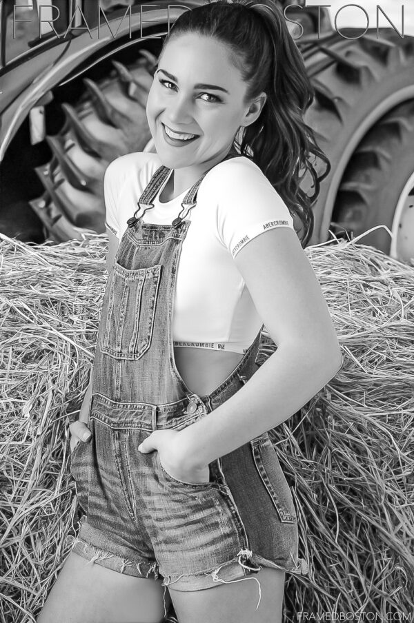 EDITED to Cover Pics 8 MOB B & W - Image 2