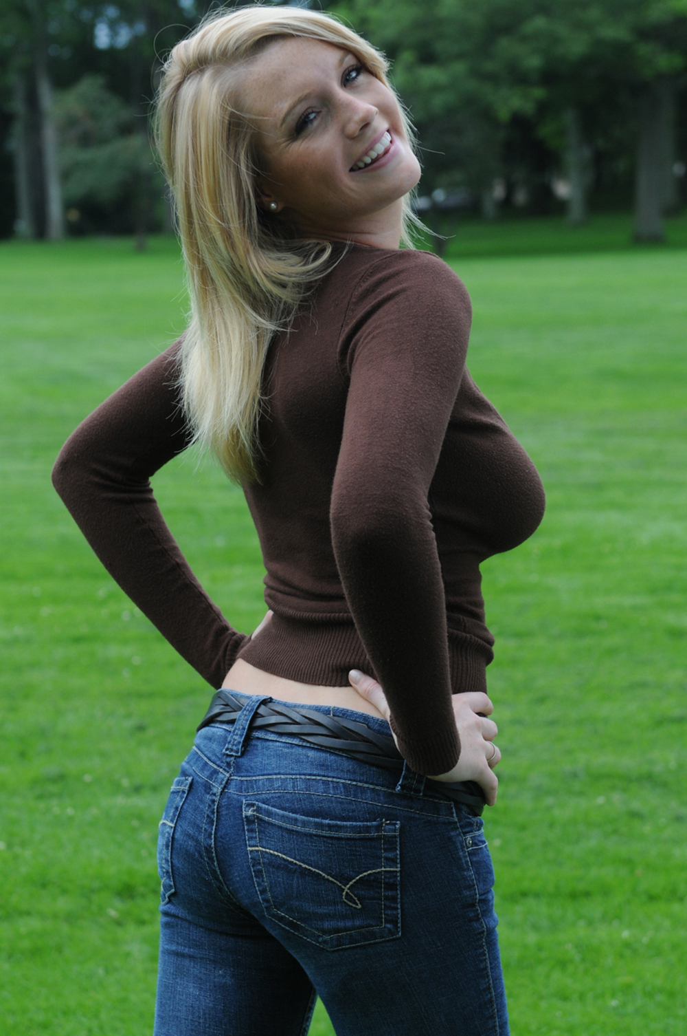 SRed Brown Sweater 2 MOB